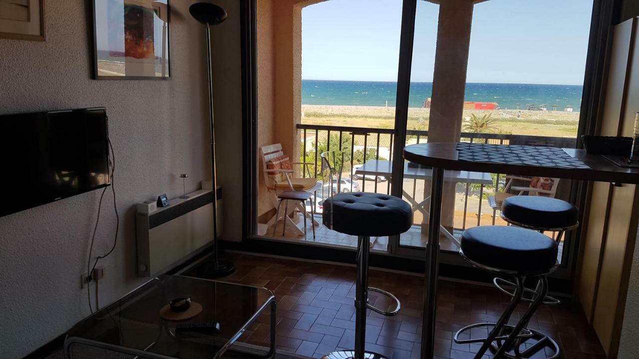 Au Village Coeur De Barcares Studio Vue Mer 3 Couchages Ле Баркарес Экстерьер фото